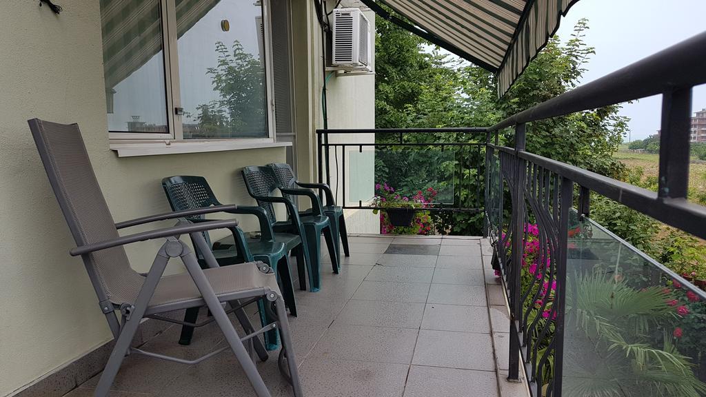 Aheloy Apartments 외부 사진